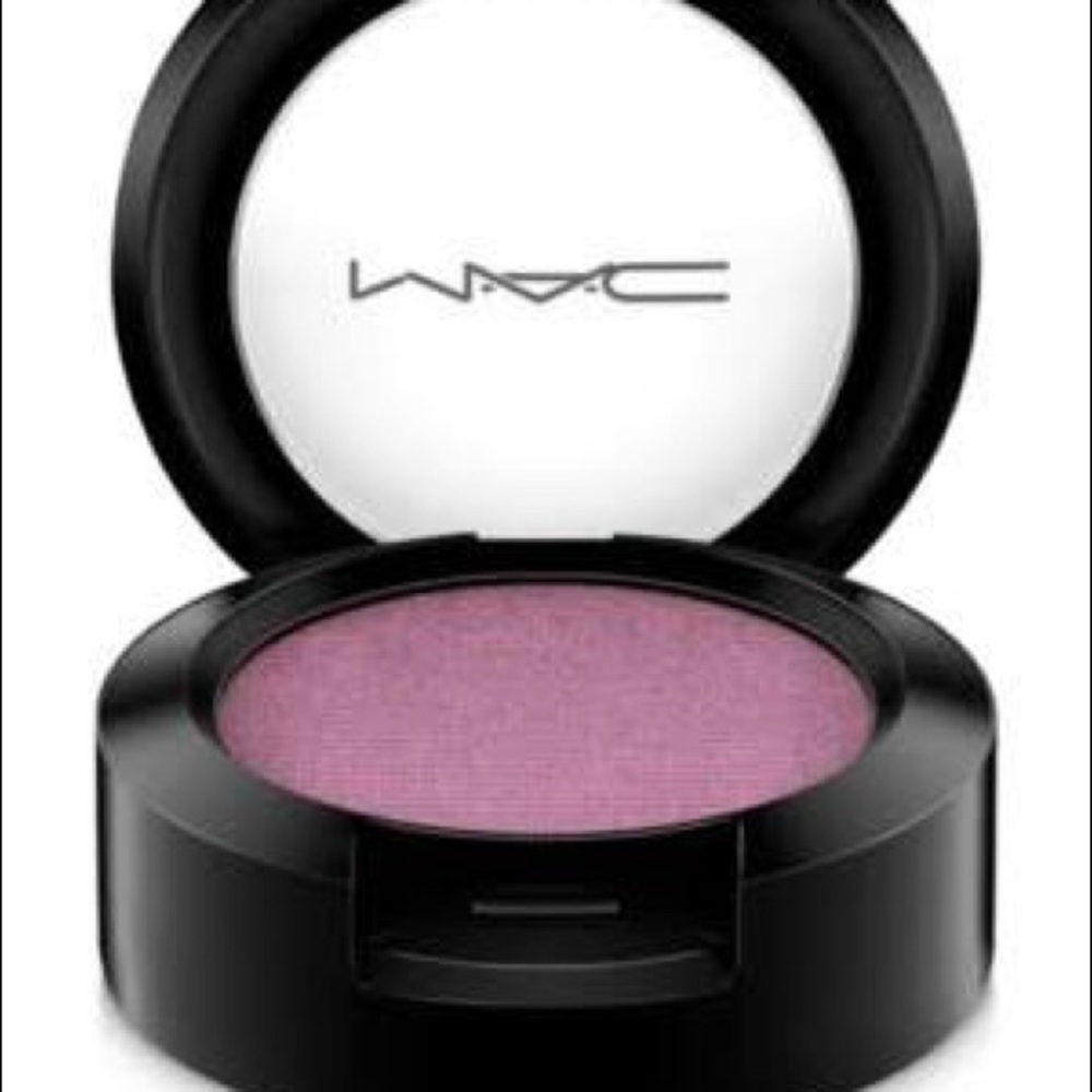 Trax Mac Eyeshadow